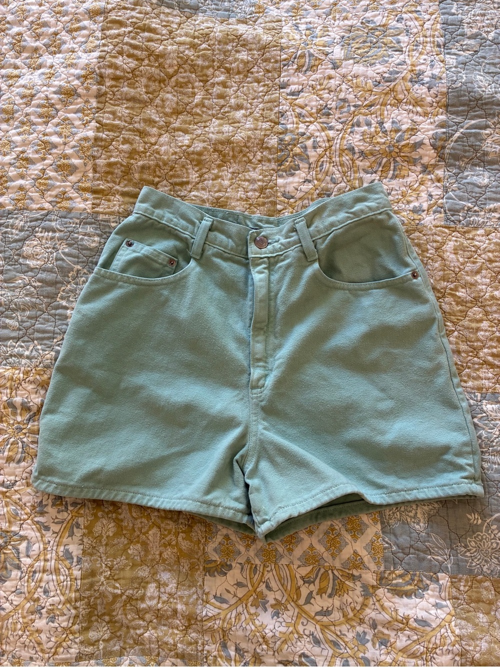 VTG 90's 955 Light Mint Green High-Waist Denim Shorts - USA Made - 26" Waist